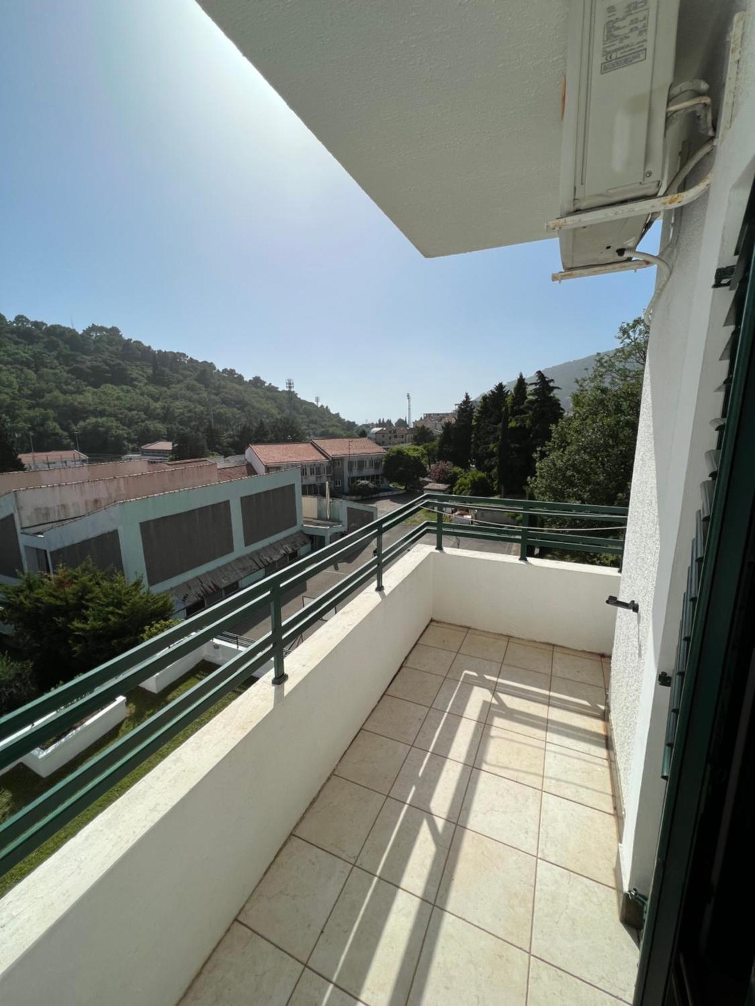 Renome Apartment Petrovac Bagian luar foto