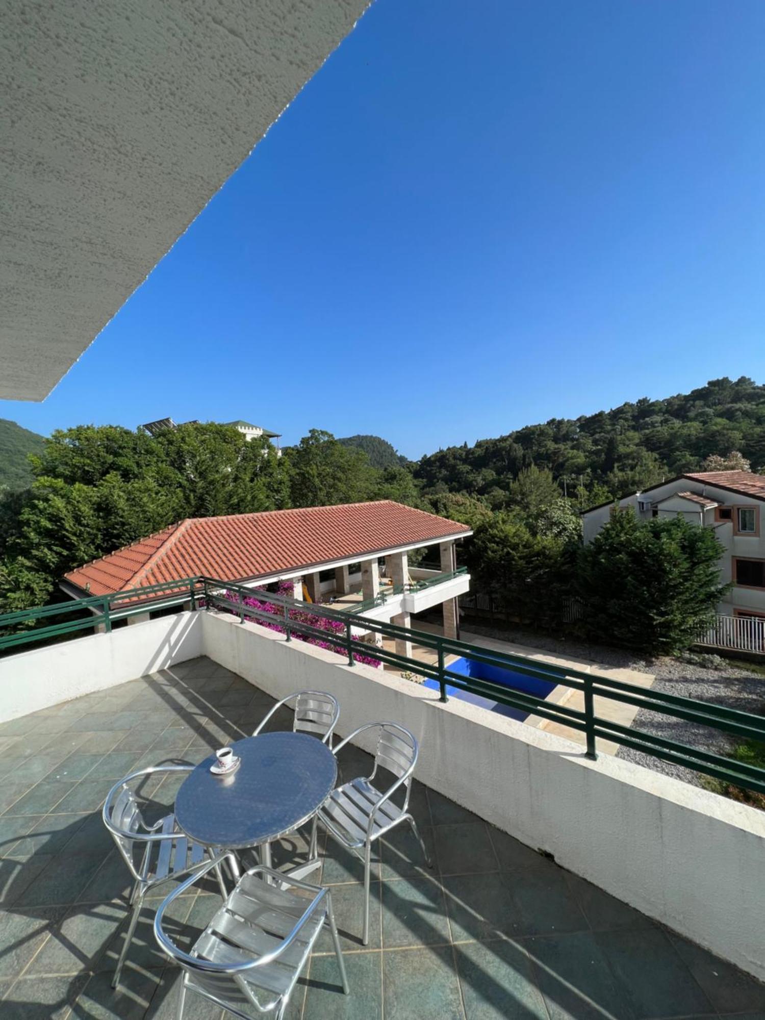 Renome Apartment Petrovac Bagian luar foto