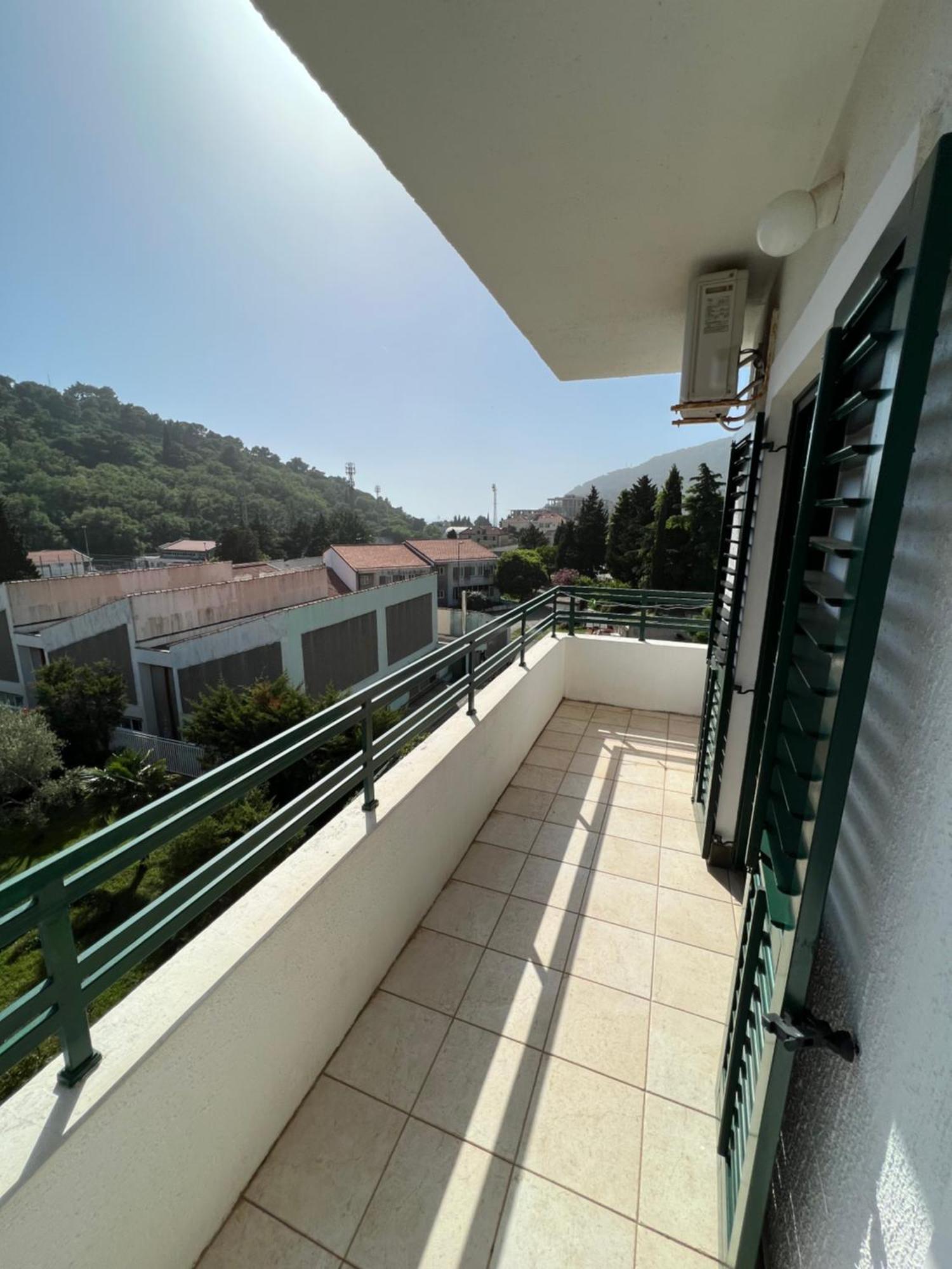 Renome Apartment Petrovac Bagian luar foto