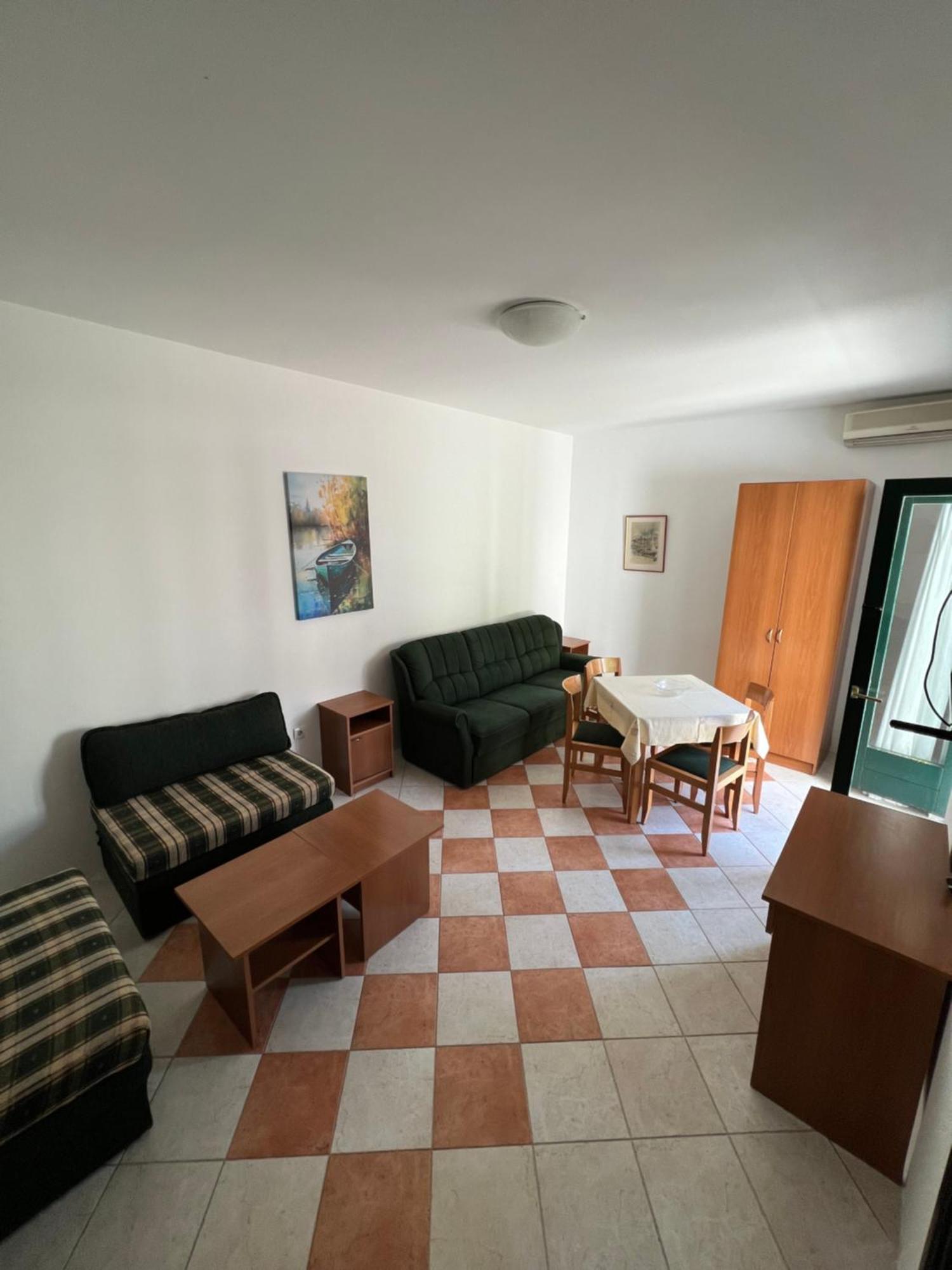 Renome Apartment Petrovac Bagian luar foto